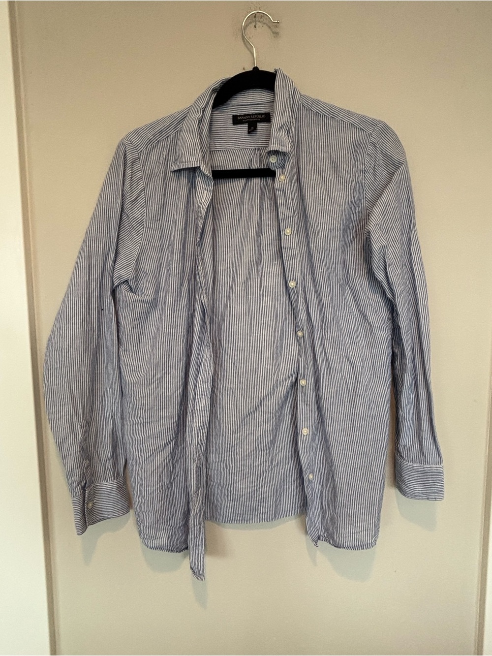 Banana Republic Linen Light Blue and White Pinstripe Button-Down Shirt